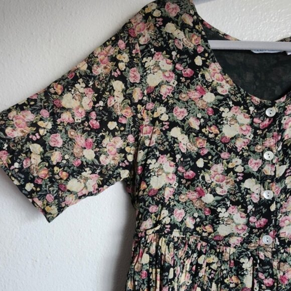 Floral Romper Roomy Fit Cotton Alt Moody - Picture 6 of 8